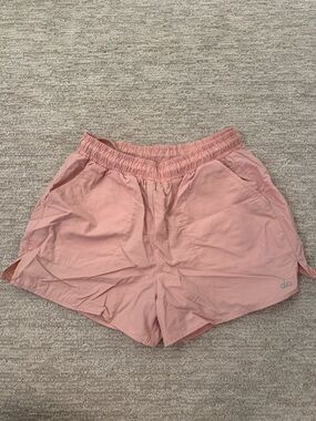 ALO Yoga Women's Blush Pink Athletic Shorts with Elastic Waist